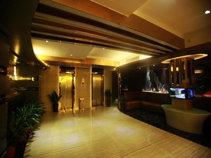 Li Yang Hotel Guangzhou Exterior photo